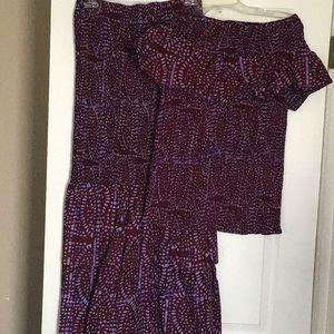 Two piece skirt set new, no tags.